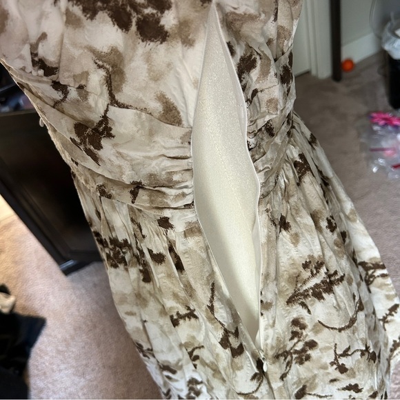 Avara Chrissy Floral Cream Brown Mini Dress NWT Size Small - Picture 10 of 12
